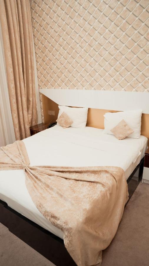 Dionis Hotel Baku Exterior foto